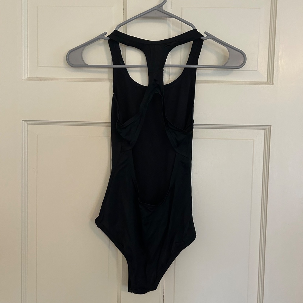 Nike youth racing swimsuit - Picture 2 of 4